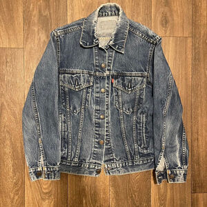 Vintage Levi’s Denim Jacket(measurements shown fits a women’s small)
